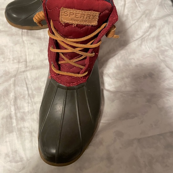 Sperrys - Picture 2 of 4